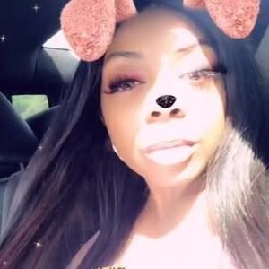 Meet your Posher, Monique